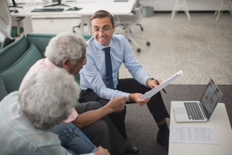 How to Find High-Quality B2B Leads and Turn Them Into Customers